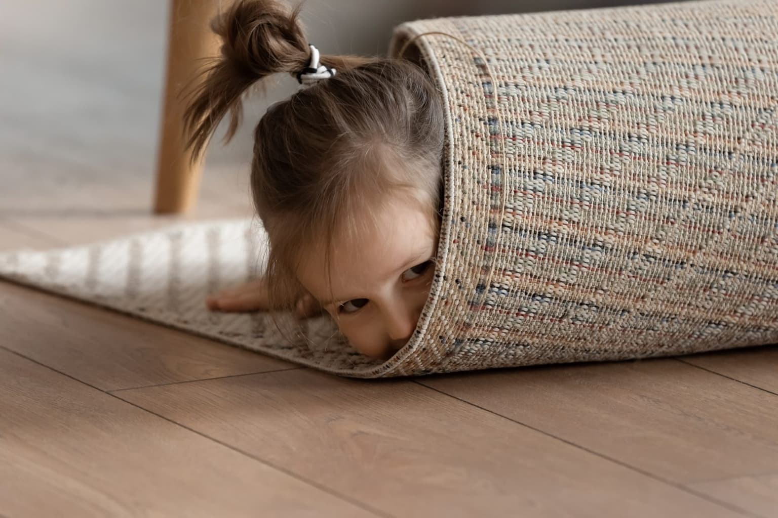 How to Clean a Shag Rug Without Matting